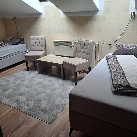 Al-Dino Hotel ซาราเยโว ภายนอก รูปภาพ
